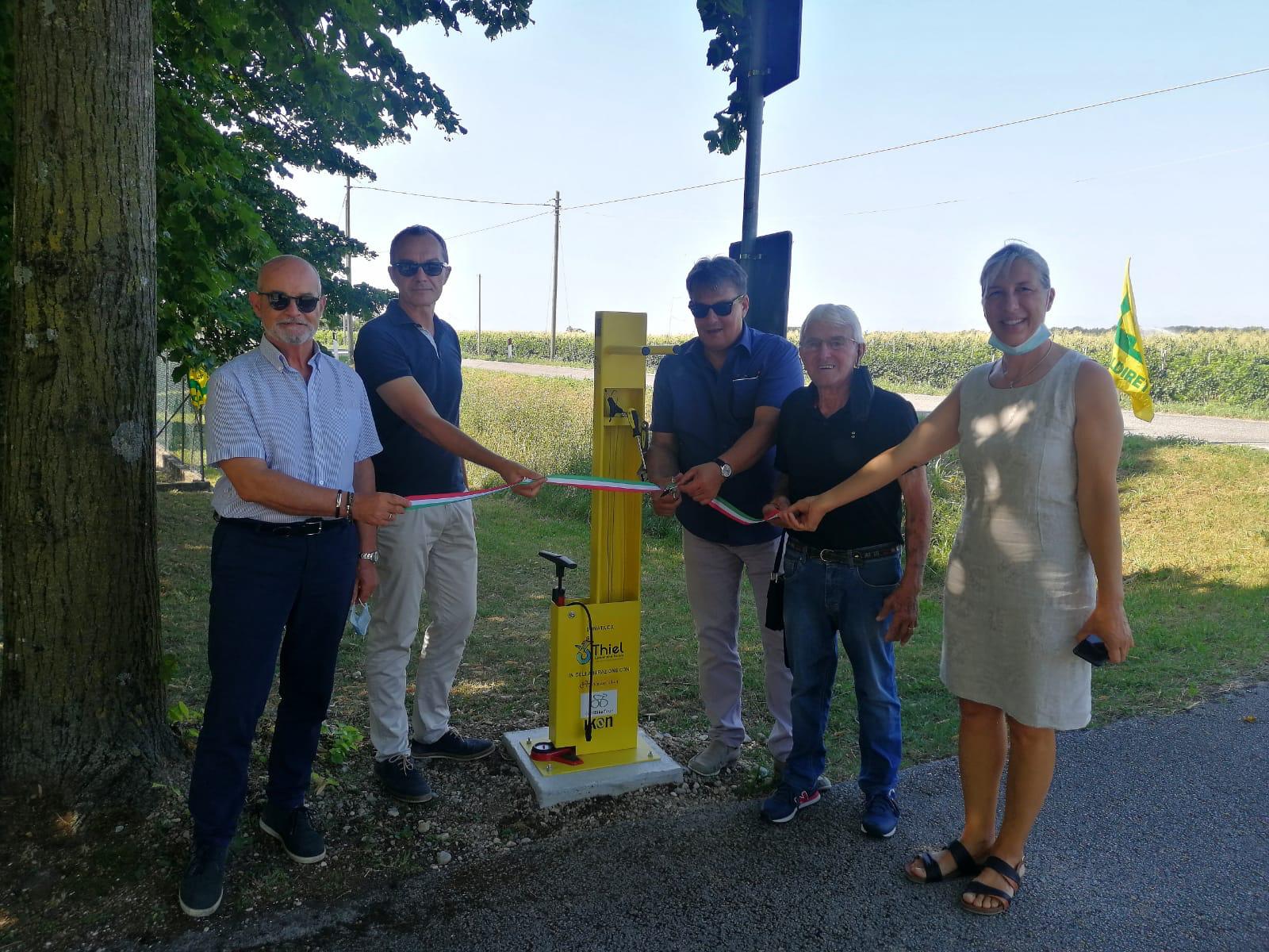 Immagine per Boscat, installata una nuova colonnina a supporto dei ciclisti 